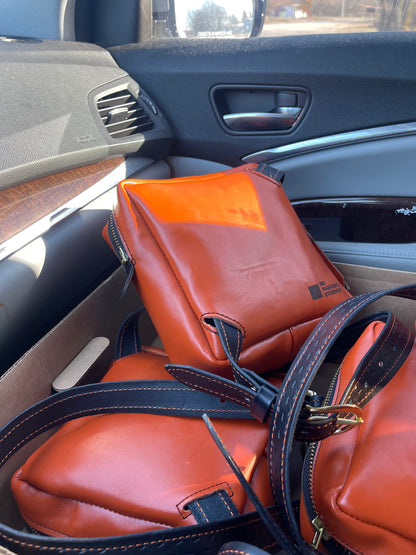 NOPS Crossbody (orange)